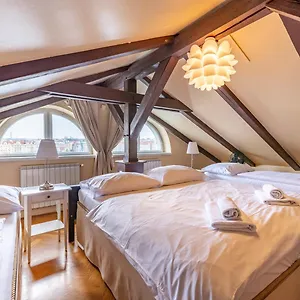 Janáčkovo Nábřeží 19 - Riverside Apart-hotel